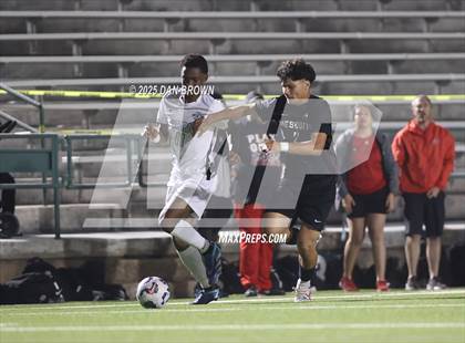 Thumbnail 1 in Horn vs Mesquite (UIL A D2 Regional Finals) photogallery.