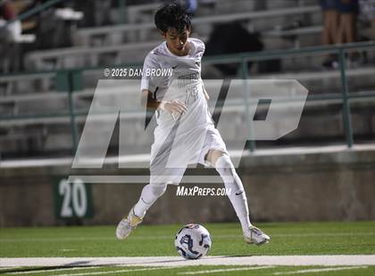 Thumbnail 1 in Horn vs Mesquite (UIL A D2 Regional Finals) photogallery.