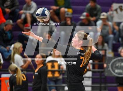 Thumbnail 2 in Hillsboro vs. Gatesville (UIL 4A Bi-District) photogallery.