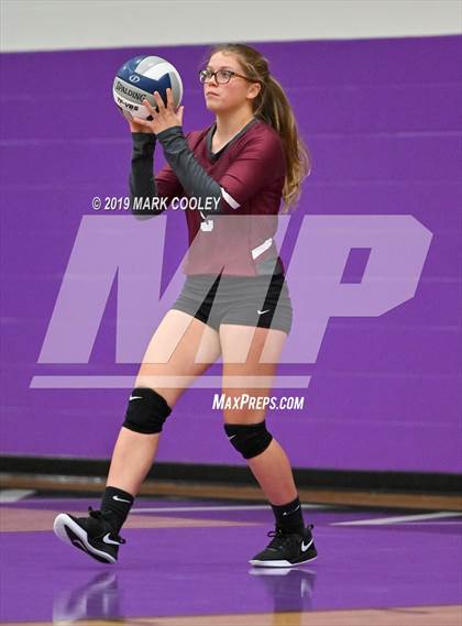 Thumbnail 1 in Hillsboro vs. Gatesville (UIL 4A Bi-District) photogallery.
