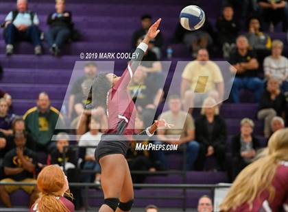 Thumbnail 2 in Hillsboro vs. Gatesville (UIL 4A Bi-District) photogallery.