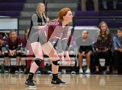 Thumbnail 1 in Hillsboro vs. Gatesville (UIL 4A Bi-District) photogallery.