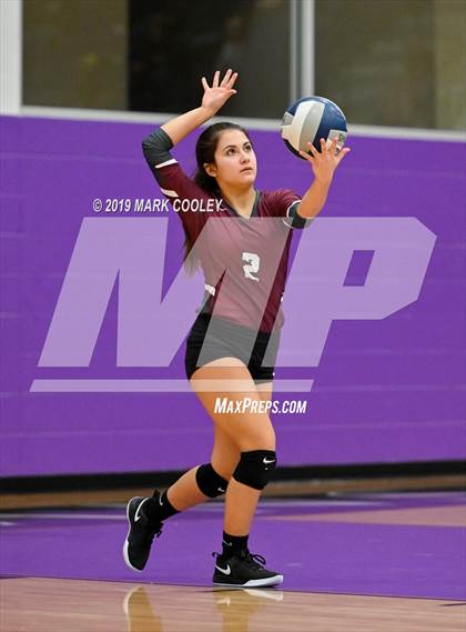 Thumbnail 2 in Hillsboro vs. Gatesville (UIL 4A Bi-District) photogallery.