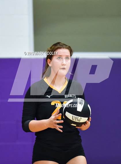Thumbnail 2 in Hillsboro vs. Gatesville (UIL 4A Bi-District) photogallery.