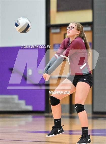 Thumbnail 3 in Hillsboro vs. Gatesville (UIL 4A Bi-District) photogallery.