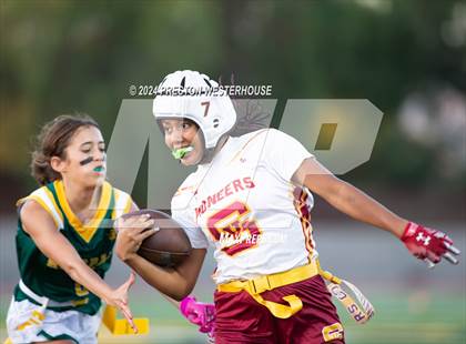 Thumbnail 2 in Simi Valley @ Moorpark photogallery.