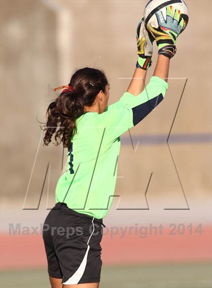 Thumbnail 1 in Arcadia @ Crescenta Valley photogallery.