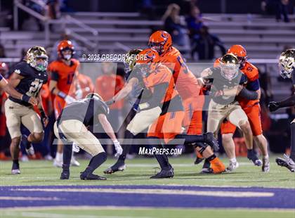 Thumbnail 3 in Chaminade @ Notre Dame (SO) photogallery.