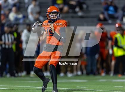 Thumbnail 2 in Chaminade @ Notre Dame (SO) photogallery.