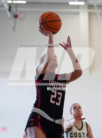 Thumbnail 2 in San Clemente vs Mira Costa (Mira Costa Classic) photogallery.