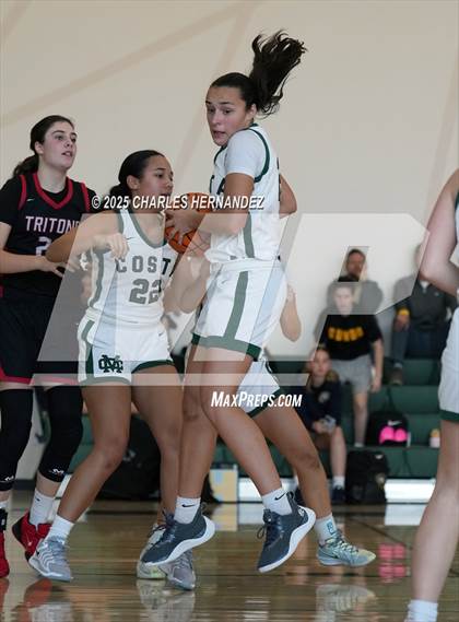 Thumbnail 2 in San Clemente vs Mira Costa (Mira Costa Classic) photogallery.