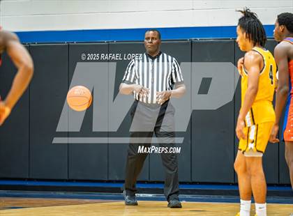 Thumbnail 3 in Brennan vs. Grand Oaks (McDonald's Texas Invitational) photogallery.