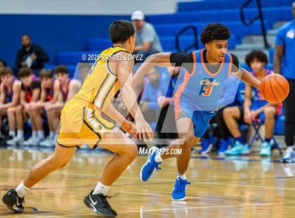 Thumbnail 2 in Brennan vs. Grand Oaks (McDonald's Texas Invitational) photogallery.