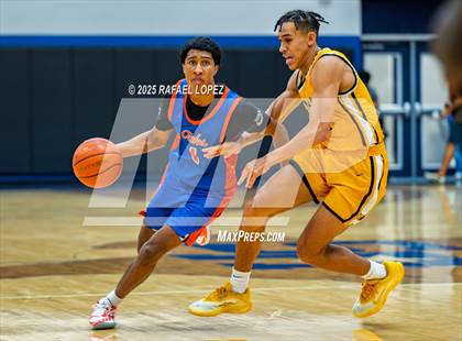 Thumbnail 3 in Brennan vs. Grand Oaks (McDonald's Texas Invitational) photogallery.