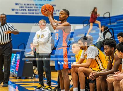 Thumbnail 2 in Brennan vs. Grand Oaks (McDonald's Texas Invitational) photogallery.