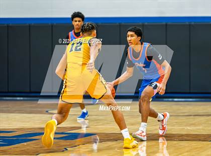 Thumbnail 2 in Brennan vs. Grand Oaks (McDonald's Texas Invitational) photogallery.