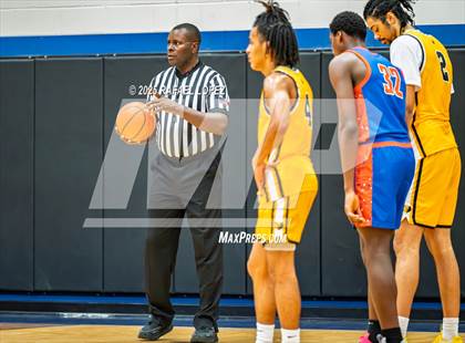 Thumbnail 1 in Brennan vs. Grand Oaks (McDonald's Texas Invitational) photogallery.