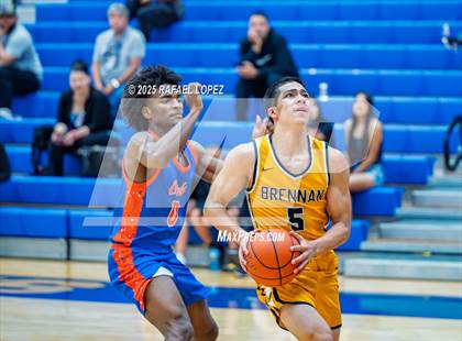 Thumbnail 2 in Brennan vs. Grand Oaks (McDonald's Texas Invitational) photogallery.