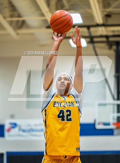 Thumbnail 3 in Brennan vs. Grand Oaks (McDonald's Texas Invitational) photogallery.