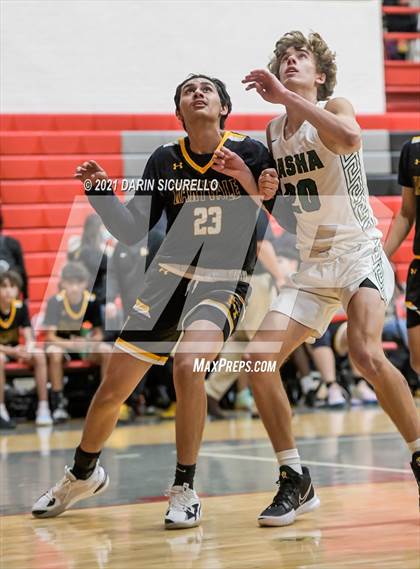 Thumbnail 2 in Basha vs. Maryvale (PXU Coyote Classic Tournament) photogallery.