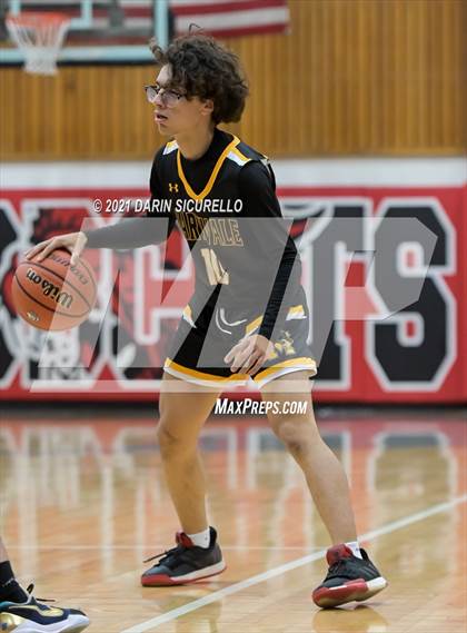 Thumbnail 3 in Basha vs. Maryvale (PXU Coyote Classic Tournament) photogallery.