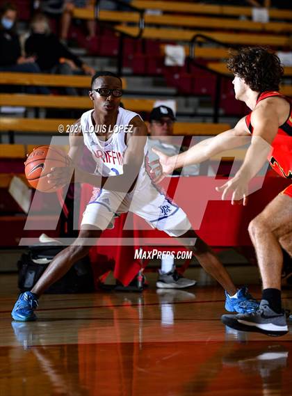 Thumbnail 1 in Los Alamitos vs. Mission Viejo (Mater Dei Extravaganza) photogallery.