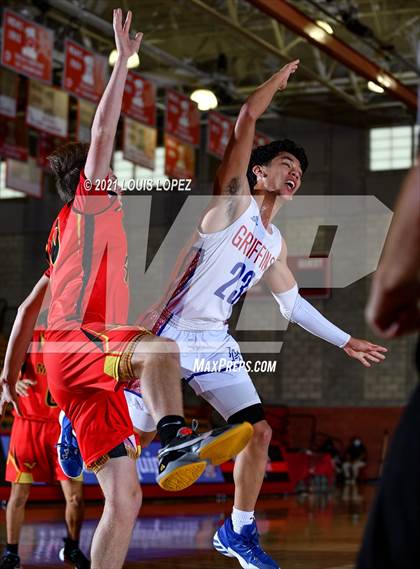 Thumbnail 2 in Los Alamitos vs. Mission Viejo (Mater Dei Extravaganza) photogallery.
