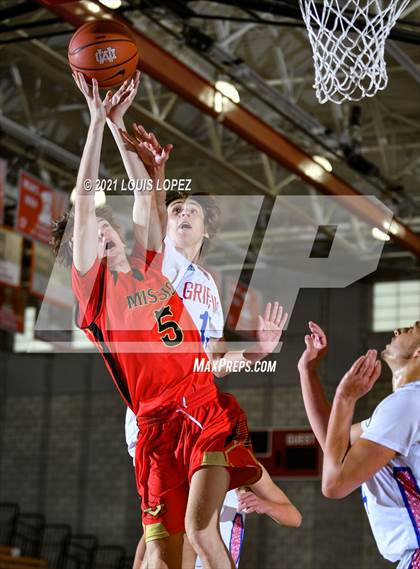 Thumbnail 3 in Los Alamitos vs. Mission Viejo (Mater Dei Extravaganza) photogallery.