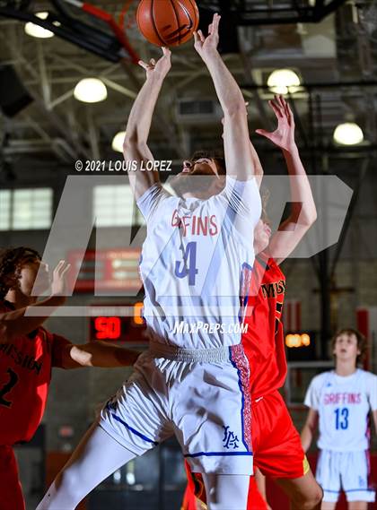 Thumbnail 2 in Los Alamitos vs. Mission Viejo (Mater Dei Extravaganza) photogallery.