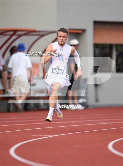 Thumbnail 2 in UIL 4A Track & Field Finals  photogallery.