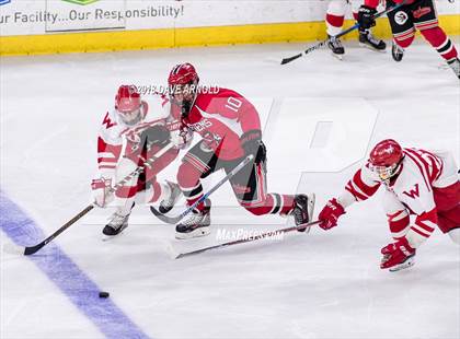 Thumbnail 2 in Winchester vs. Waltham (MIAA Division 1 North Final) photogallery.