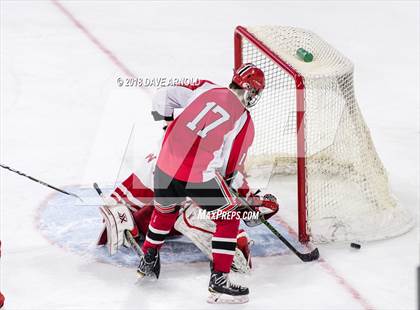 Thumbnail 3 in Winchester vs. Waltham (MIAA Division 1 North Final) photogallery.
