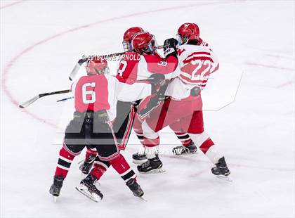 Thumbnail 3 in Winchester vs. Waltham (MIAA Division 1 North Final) photogallery.
