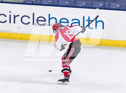 Thumbnail 2 in Winchester vs. Waltham (MIAA Division 1 North Final) photogallery.