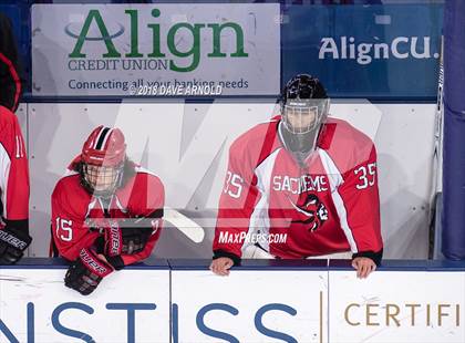 Thumbnail 1 in Winchester vs. Waltham (MIAA Division 1 North Final) photogallery.