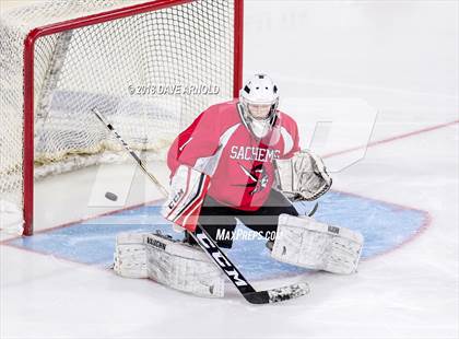 Thumbnail 2 in Winchester vs. Waltham (MIAA Division 1 North Final) photogallery.