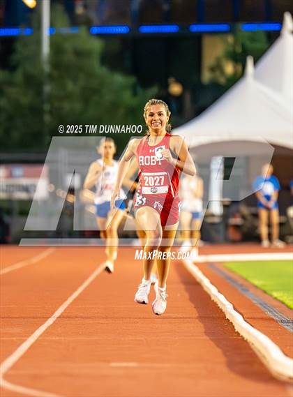 Thumbnail 2 in UIL 1A Girls Track & Field Finals photogallery.