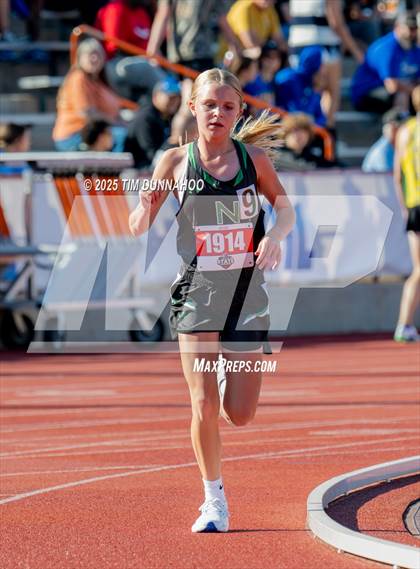 Thumbnail 2 in UIL 1A Girls Track & Field Finals photogallery.