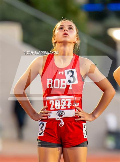 Thumbnail 1 in UIL 1A Girls Track & Field Finals photogallery.