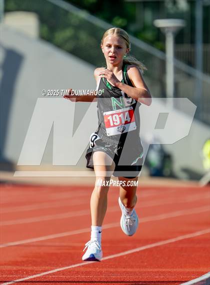 Thumbnail 3 in UIL 1A Girls Track & Field Finals photogallery.
