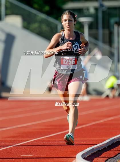 Thumbnail 1 in UIL 1A Girls Track & Field Finals photogallery.