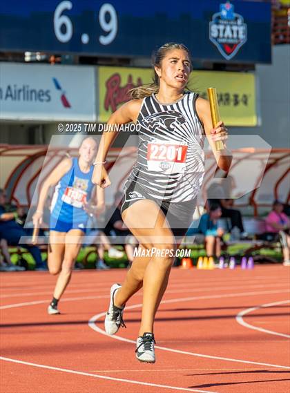 Thumbnail 1 in UIL 1A Girls Track & Field Finals photogallery.