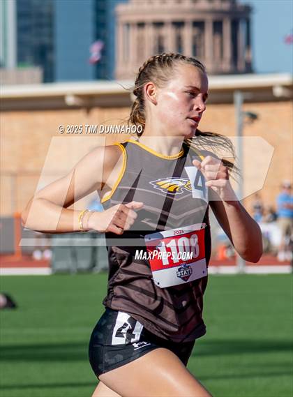 Thumbnail 1 in UIL 1A Girls Track & Field Finals photogallery.