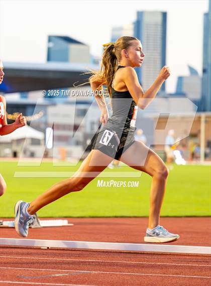 Thumbnail 3 in UIL 1A Girls Track & Field Finals photogallery.