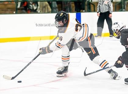 Thumbnail 3 in Kents Hill School vs. North Yarmouth Academy (Maine Prep Cup Final) photogallery.