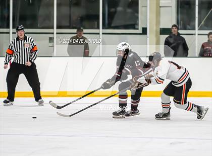 Thumbnail 1 in Kents Hill School vs. North Yarmouth Academy (Maine Prep Cup Final) photogallery.