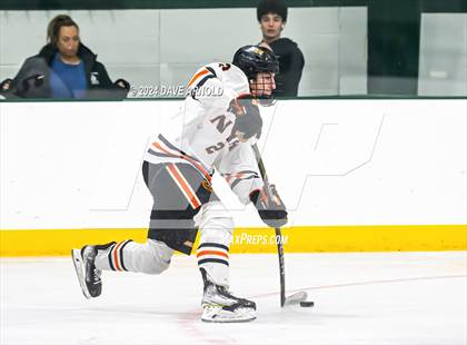 Thumbnail 2 in Kents Hill School vs. North Yarmouth Academy (Maine Prep Cup Final) photogallery.