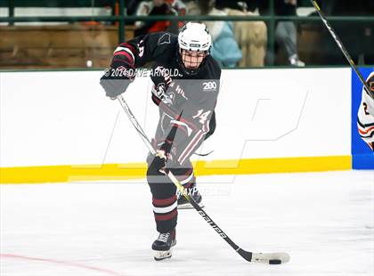 Thumbnail 1 in Kents Hill School vs. North Yarmouth Academy (Maine Prep Cup Final) photogallery.