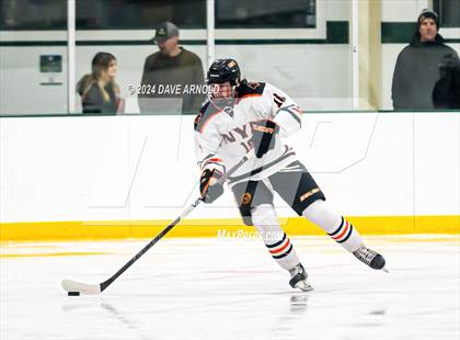 Thumbnail 2 in Kents Hill School vs. North Yarmouth Academy (Maine Prep Cup Final) photogallery.