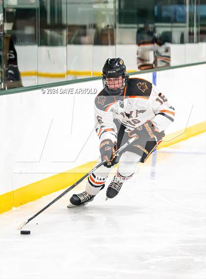 Thumbnail 1 in Kents Hill School vs. North Yarmouth Academy (Maine Prep Cup Final) photogallery.